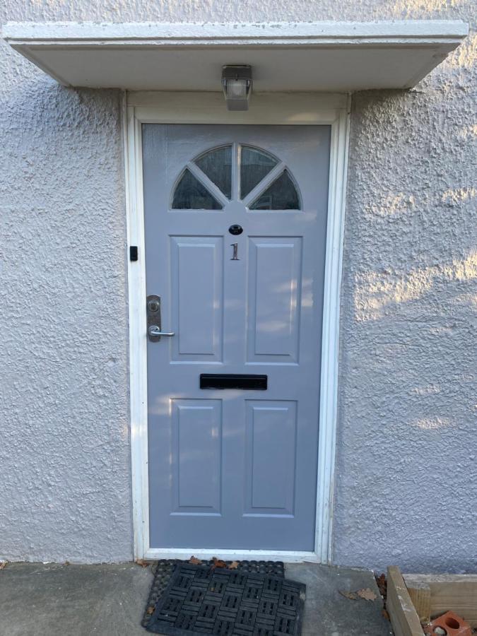 London Studio Chingford Exterior photo